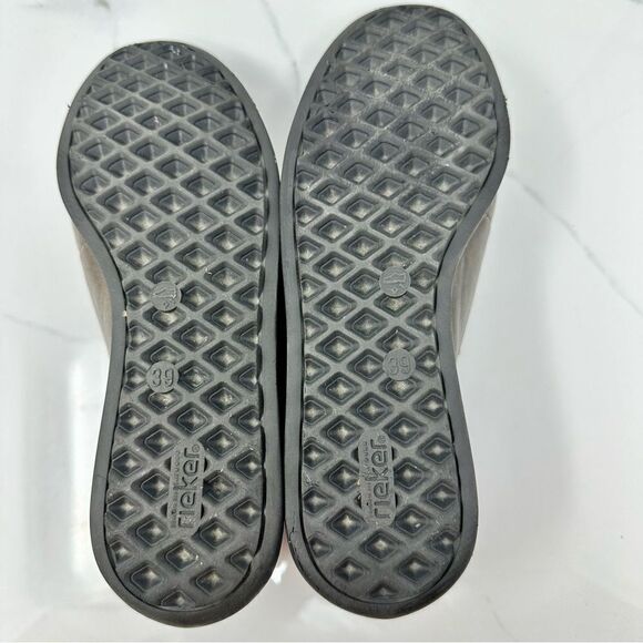 Rieker Flats- Size 8.5 - Picture 10 of 14
